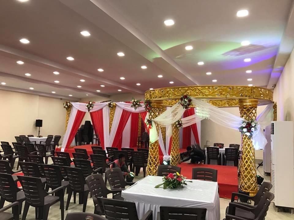 Royale Inn Vapi Exterior photo